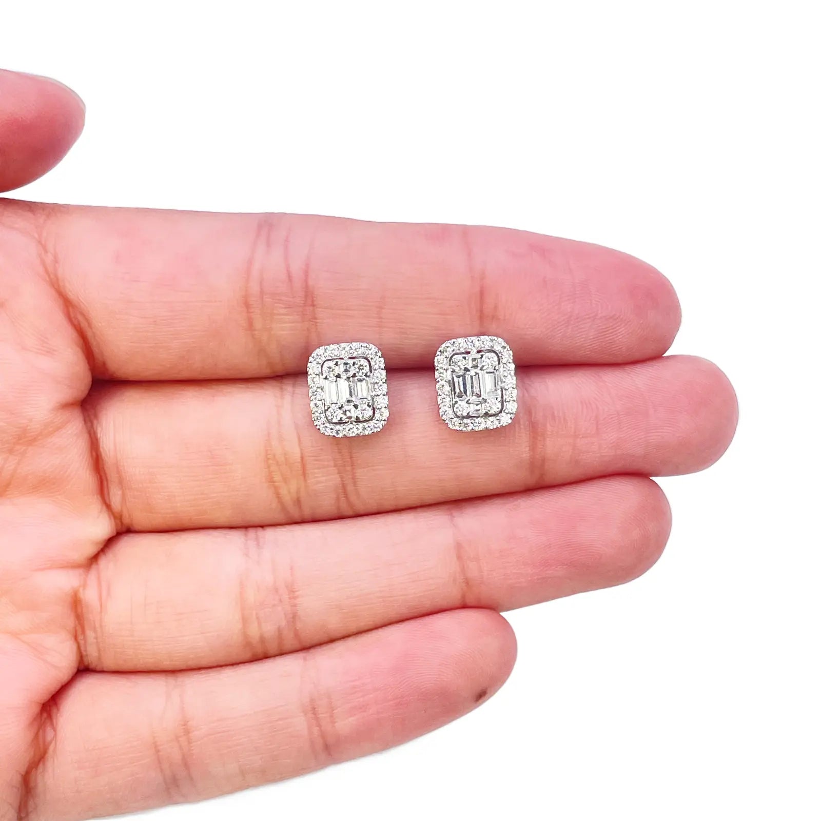 14ct White Gold Round & Baguette Rectangle Shaped Diamond Studs Earrings 0.80ct  Diamond earring