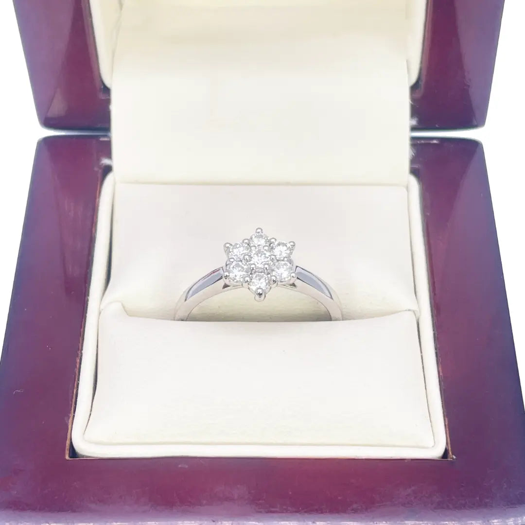 18ct White Gold Diamond Daisy Flower Cluster Ring 0.50ct  Diamond Ring