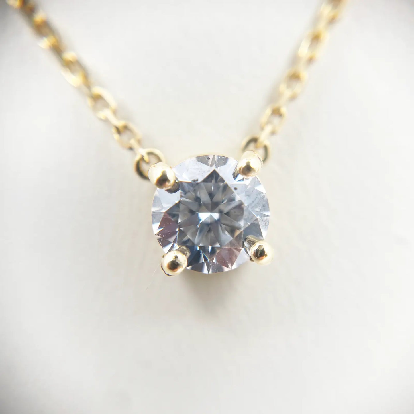 18ct Yellow Gold Lab Grown Diamond 1.00ct Black Beads Mangalsutra Necklace IGI  Mangalsutra Chains