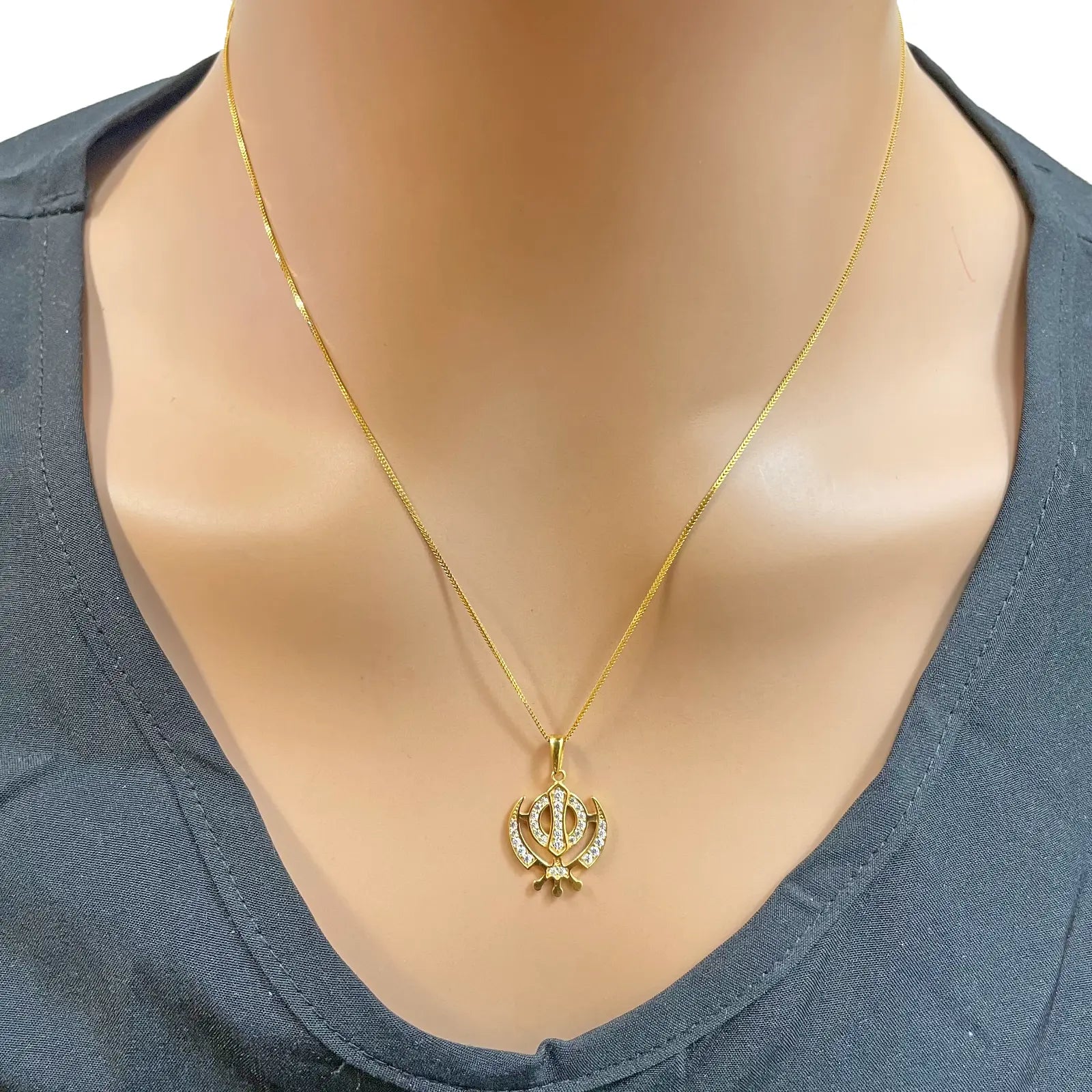 22ct Gold Khanda Pendant Cubic Zirconia High Polished (18.1 x 14.5mm) 