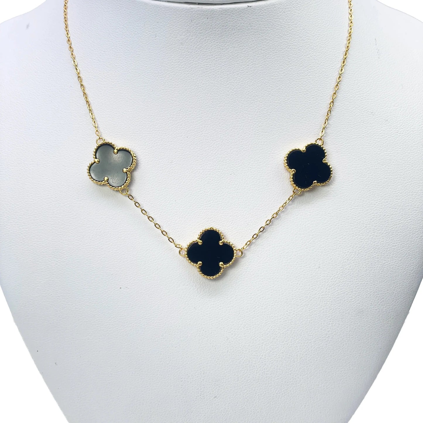22ct Yellow Gold Black Onyx Clover Necklace 18 Inches  Diamond Bracelets