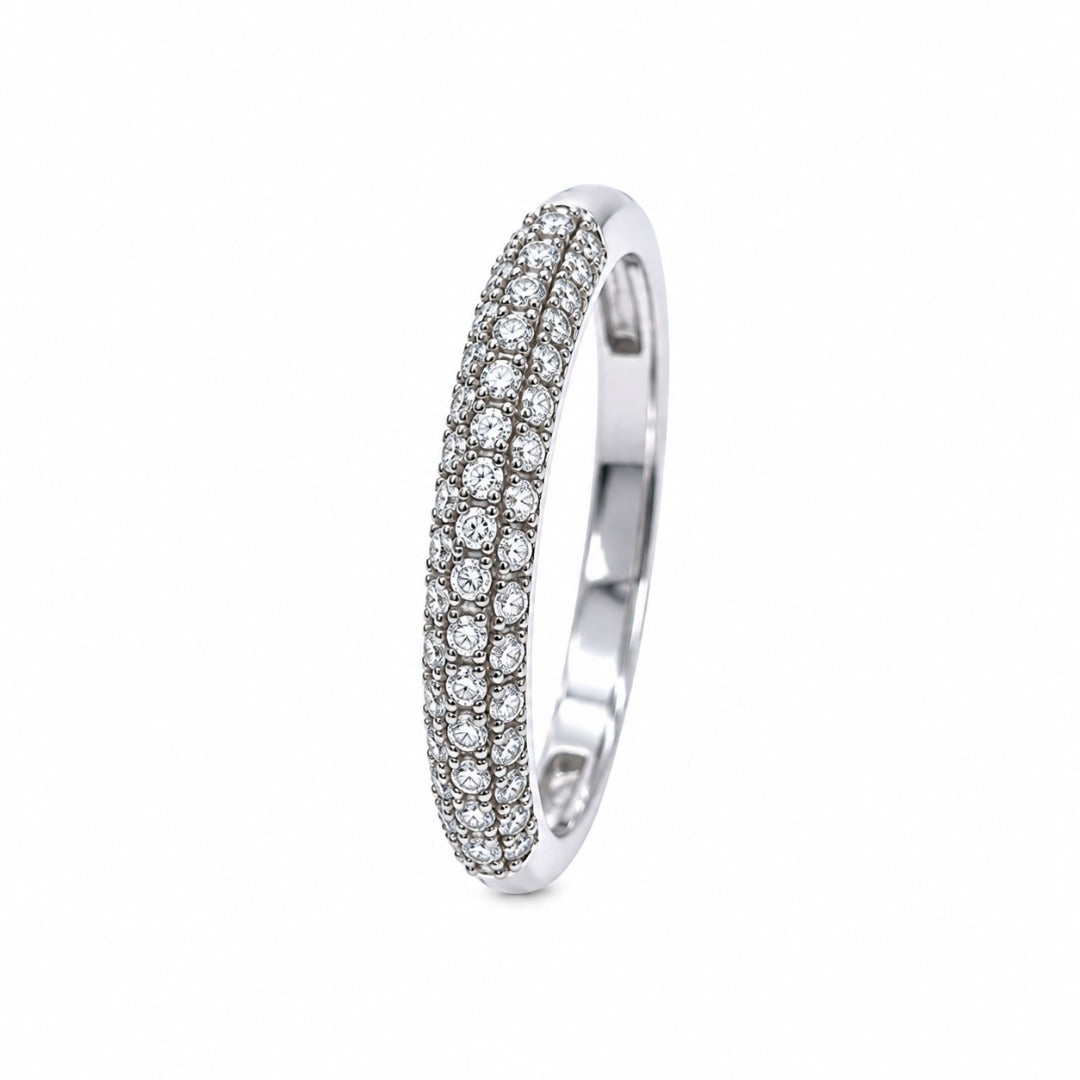 14kt hvidguld 3 diamant række kuppelformet pave sat ring 0,34ct