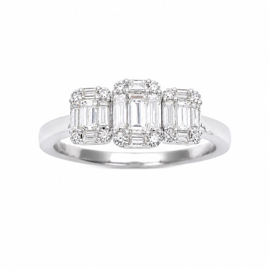18 kt hvidguld ring med runde diamanter og baguette-trilogi, 0,58 ct