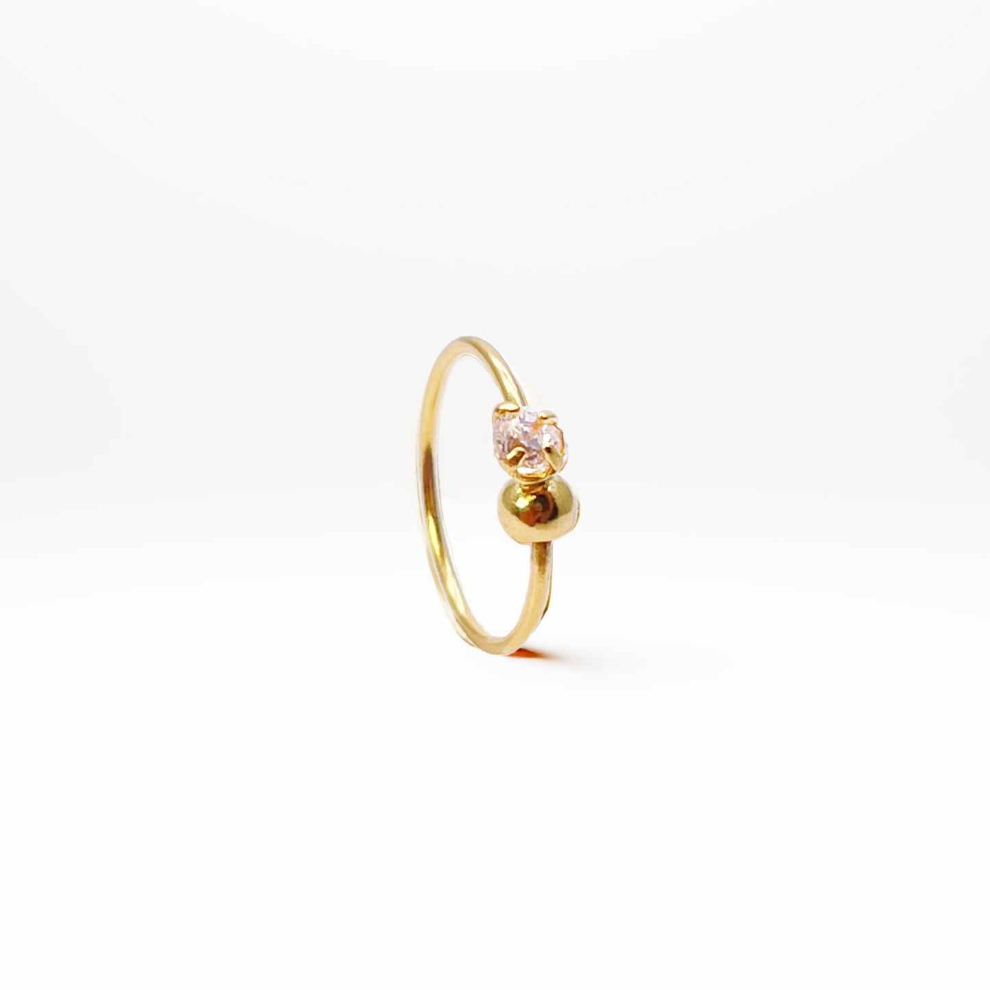 22kt guldbelagt smuk lille hoop huggie næsering 8,8 mm