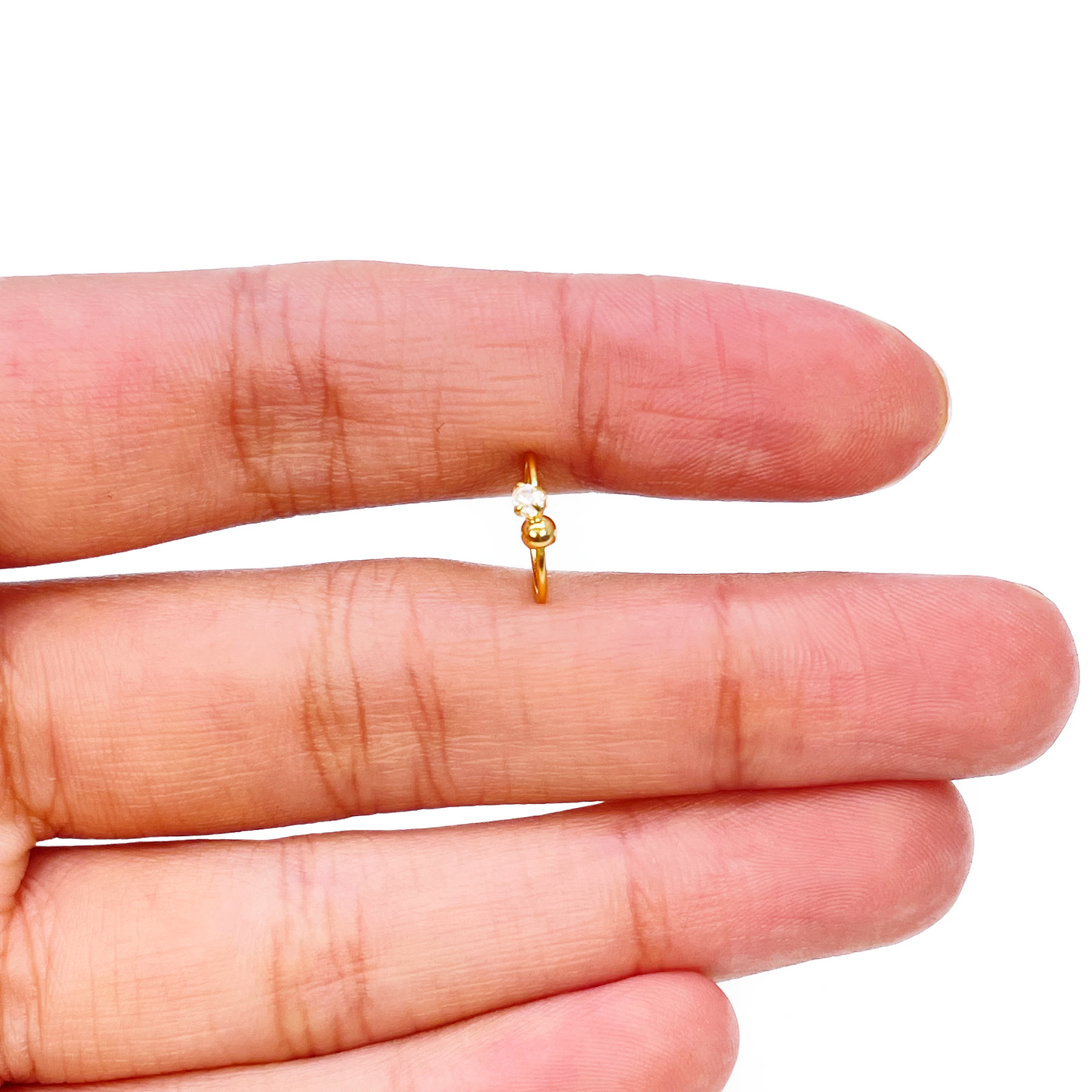 22kt guldbelagt smuk lille hoop huggie næsering 8,8 mm