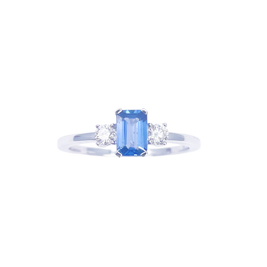 18kt guld safir diamant ring naturlig rund & smaragd slibning tre-sten 0,80ct