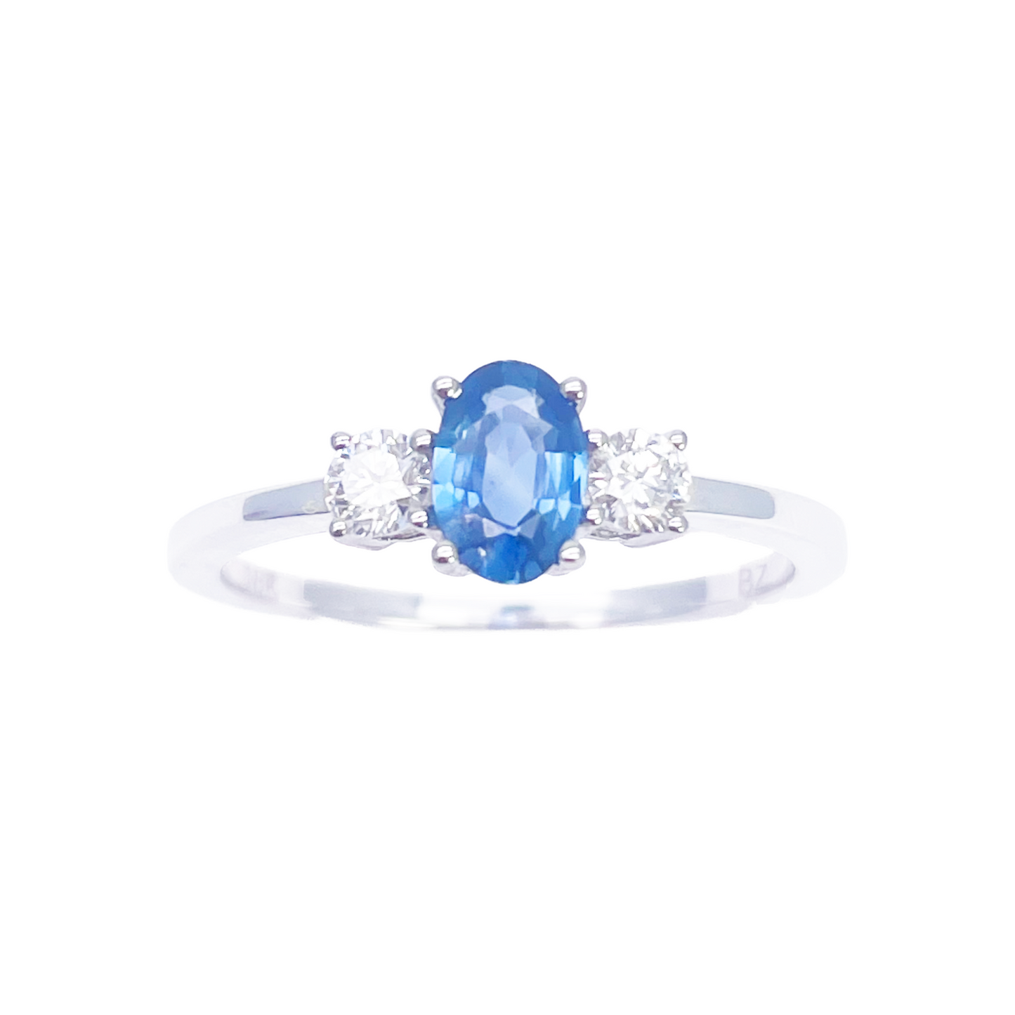 18kt guld naturlig safir diamant tre-sten ring rund & oval slibning 0,65ct