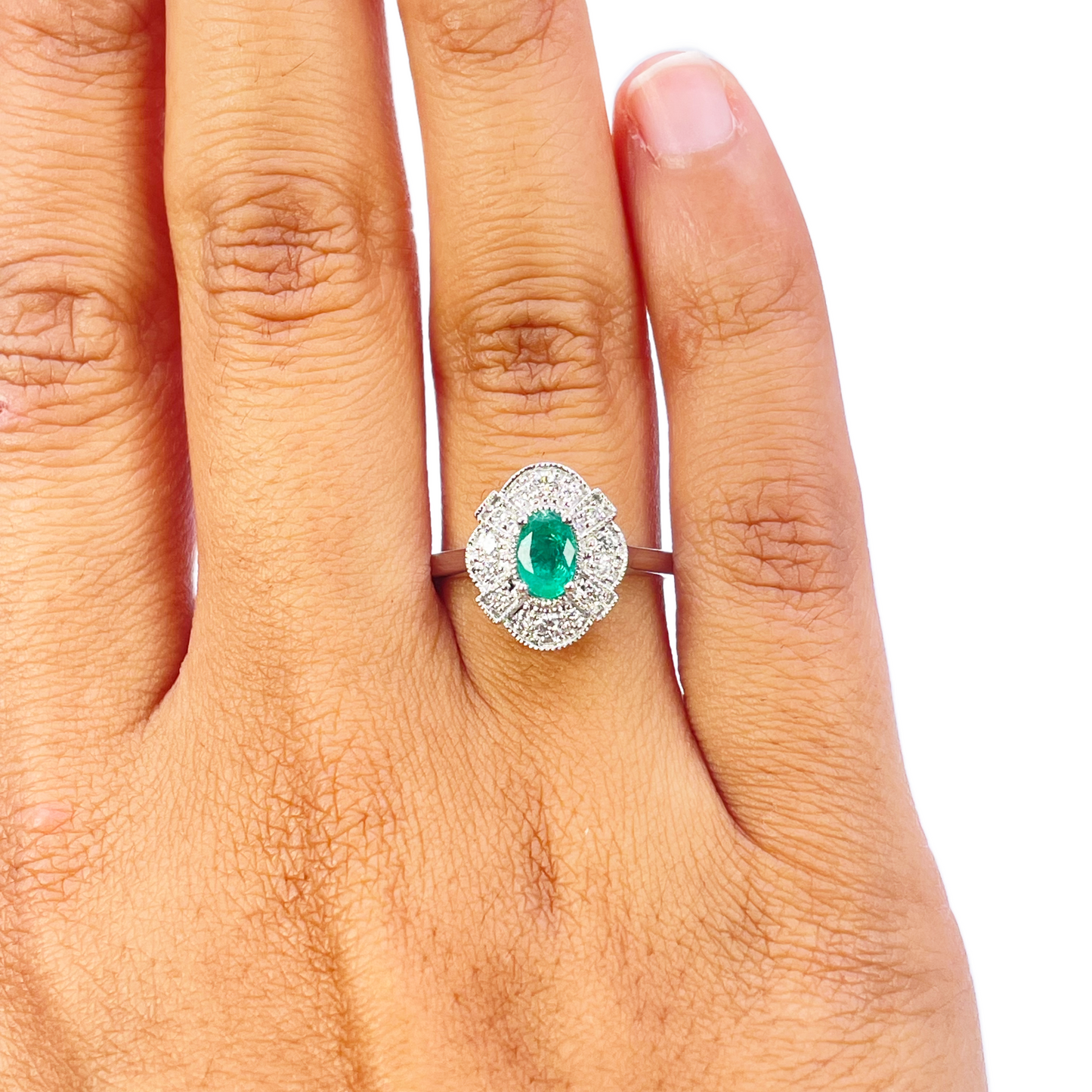 18kt guld naturlig smaragd diamant halo ring rund & oval slibning 0,65ct