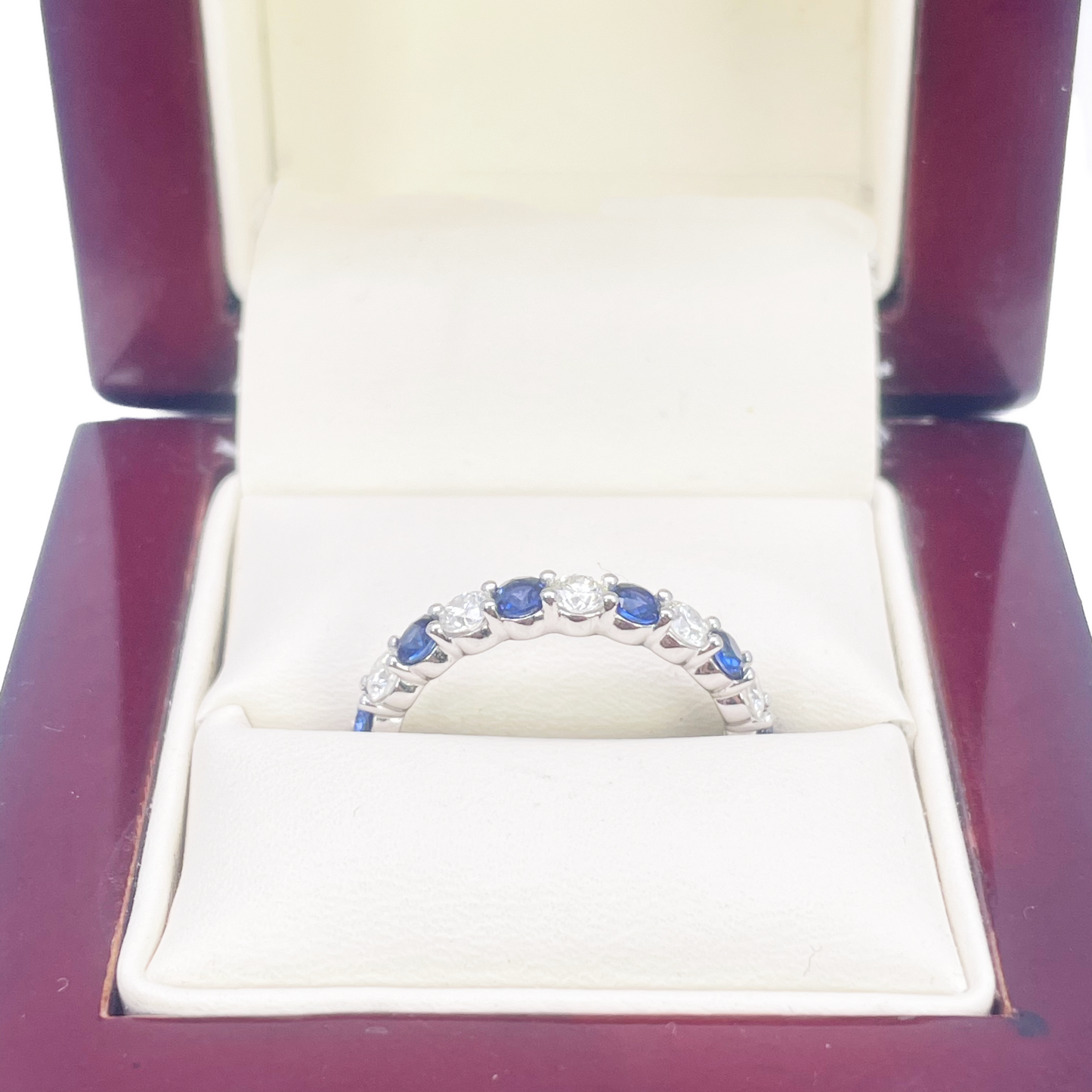 18kt guld naturlig rund diamant og safir halv evigheds ring stabelbar 1,20 ct