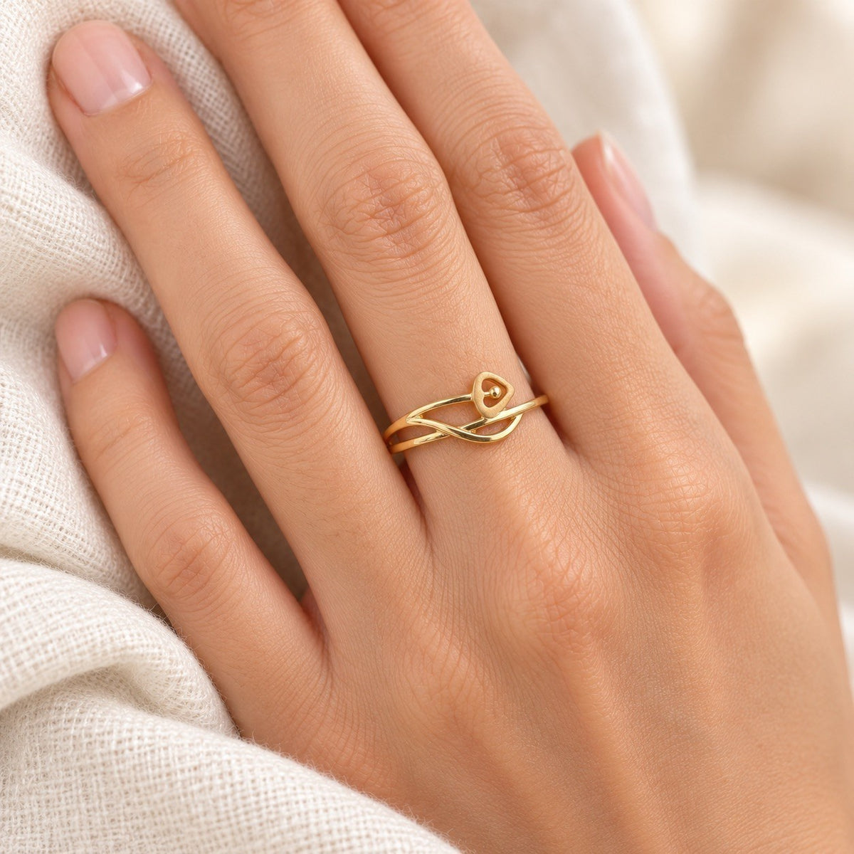 22ct Yellow Gold Heart Ring Intertwined Band Matt Polished
