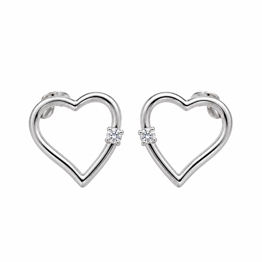 18 kt hvidguld rund diamant hjerte ørestikker 0,04 ct