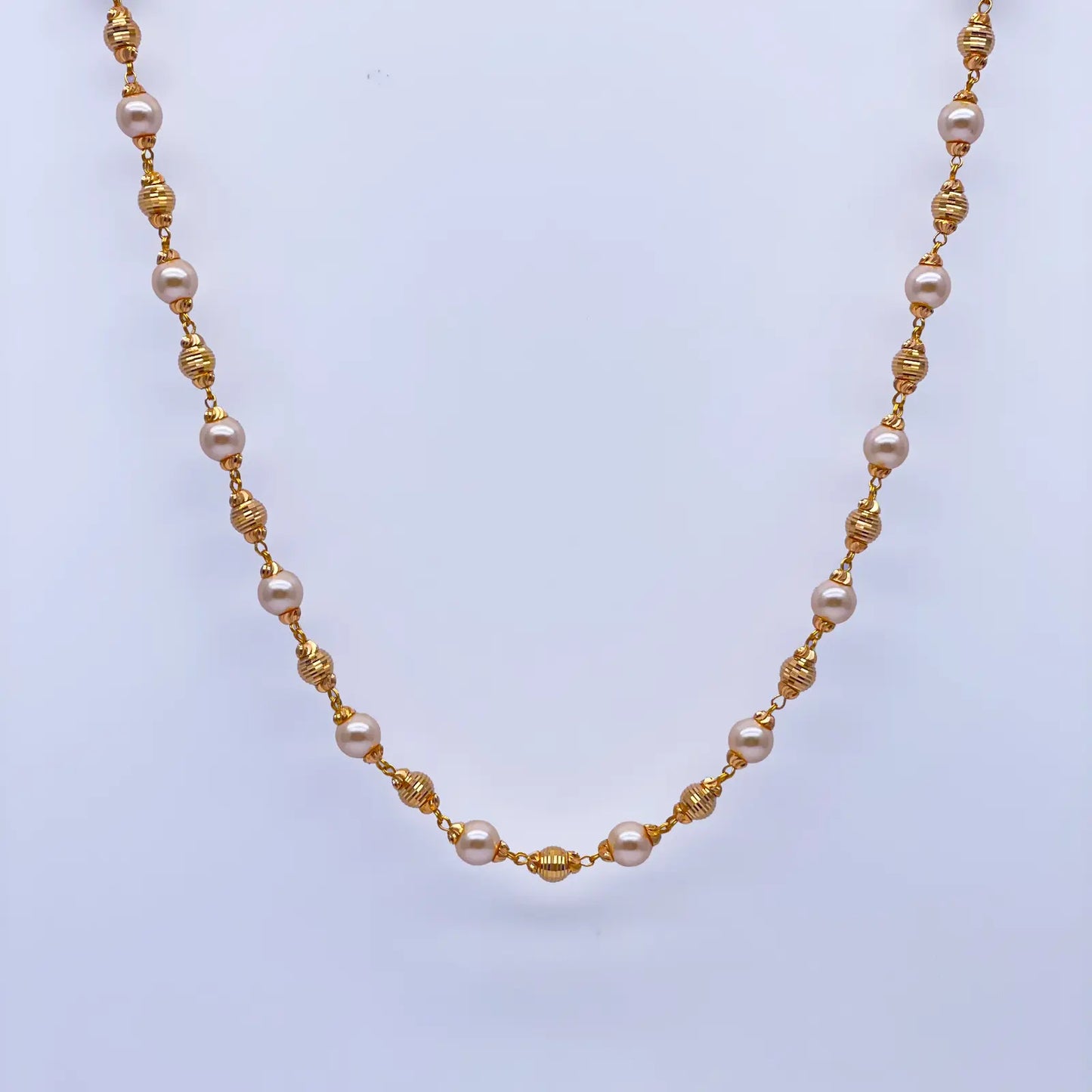 22ct Yellow Gold Pearls & Beaded Diamond Cut Ball Necklace/Earrings Set 