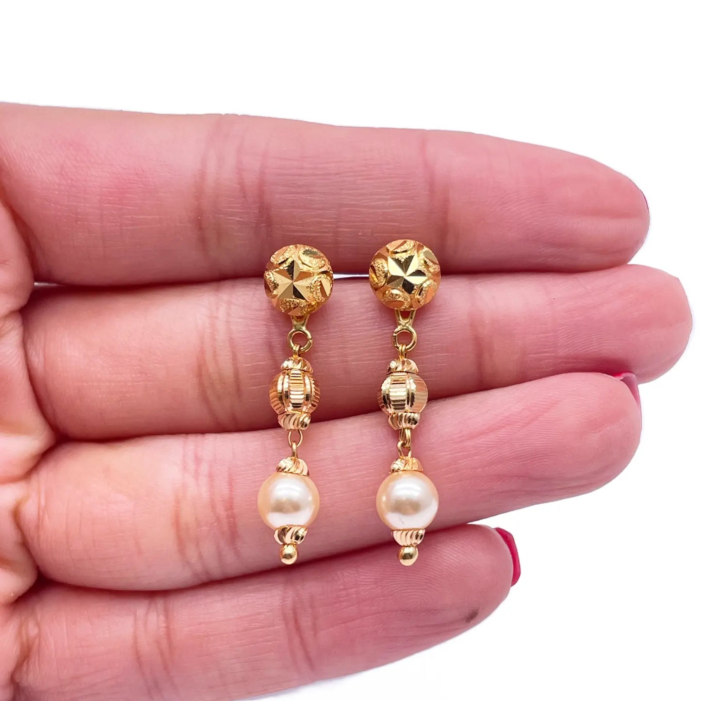 22ct Yellow Gold Pearls & Beaded Diamond Cut Ball Necklace/Earrings Set 